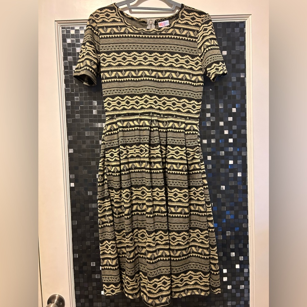 LuLaRoe Amelia Dress